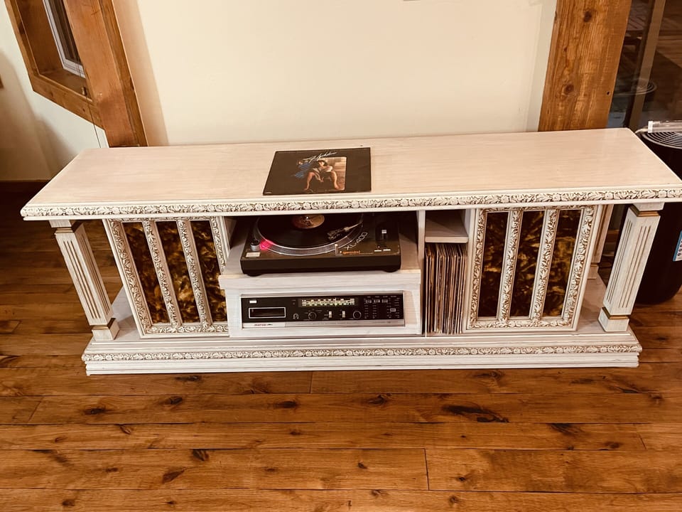 Phonograph credenza from the 70’s