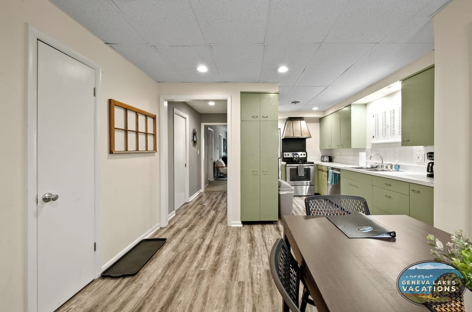 Kitchen/dining area