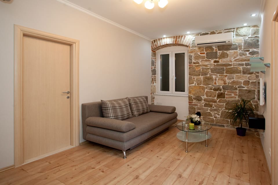 Living room area.