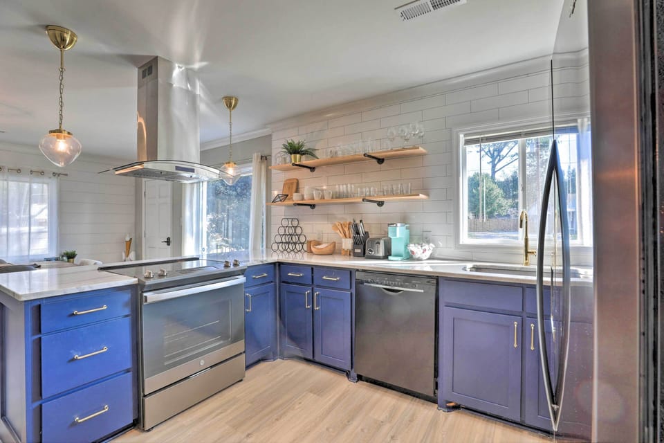 Kitchen | Dishware/Flatware