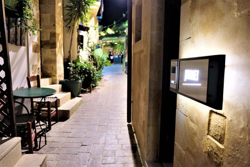 “Journey Design Home” is a luxury holiday home for rent in Chania old town.