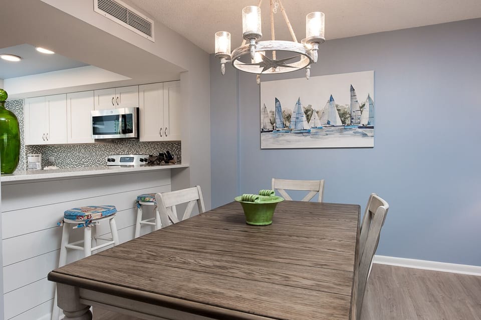 Dining Room Table and bar stools for plenty of seating