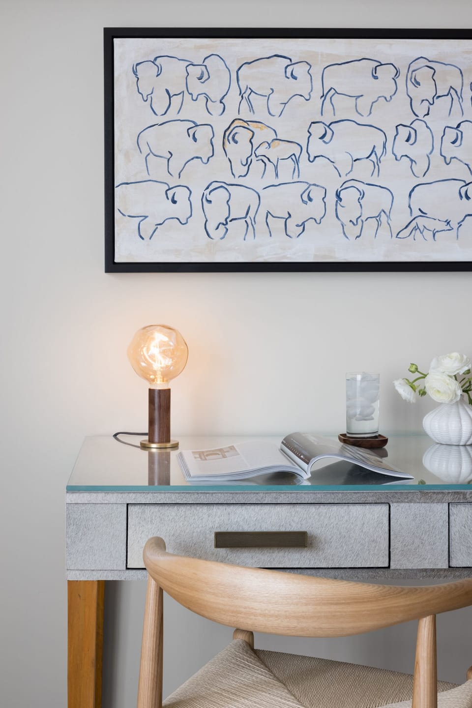 Primary bedroom details