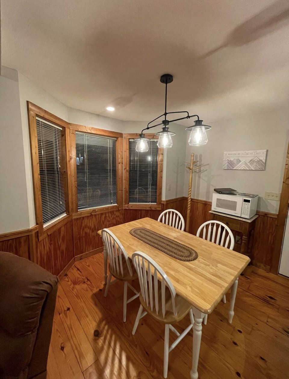 Dining room table 