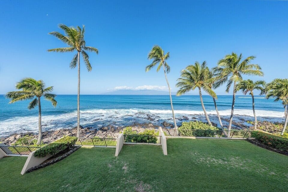 Napili Point C3 lanai ocean view 6