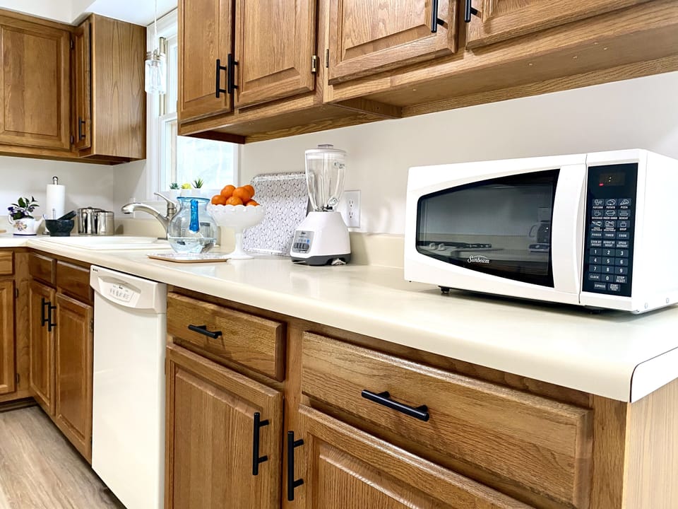 Fully equipped kitchen has plenty of counter space to make meals together