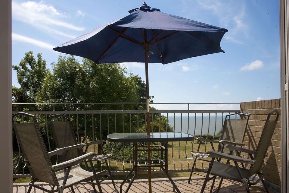 Balcony and sea view