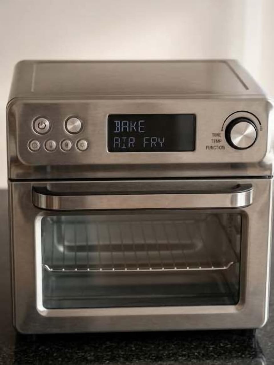 Quick, easy, and healthier meals with our handy air fryer – perfect for a crispy bite without the fuss.