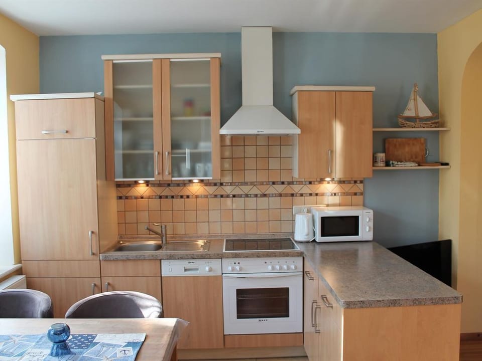 Vacation apartment "Rosengarten" - Holiday home "Am Linden-Brink" Apartment in Boltenhagen