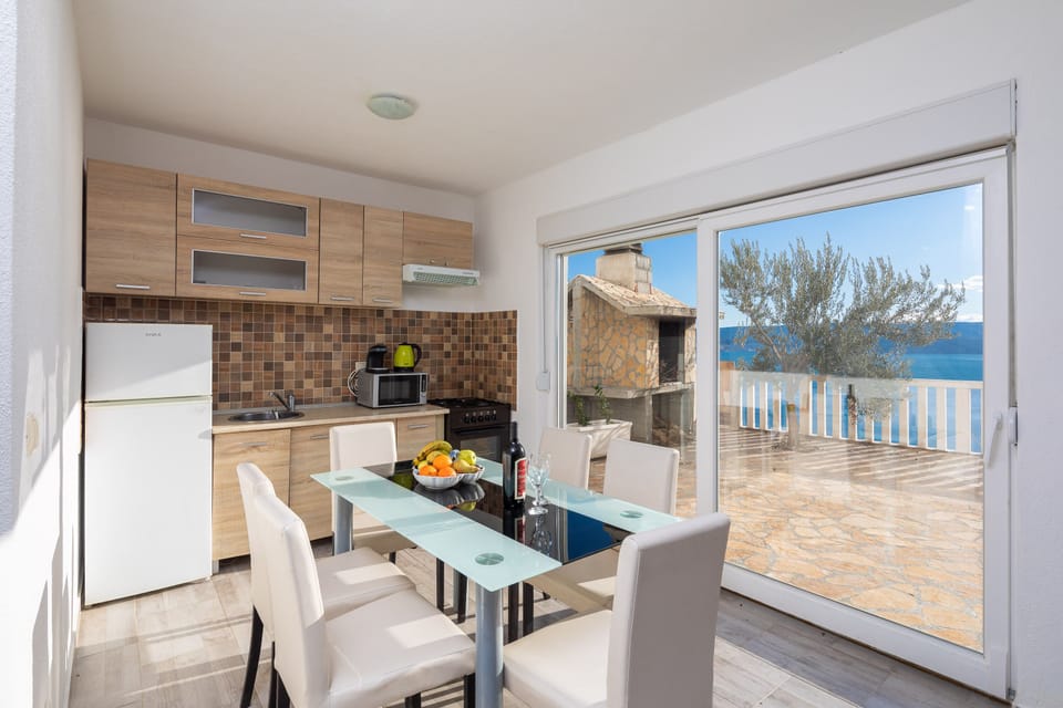 Kitchen and dining area