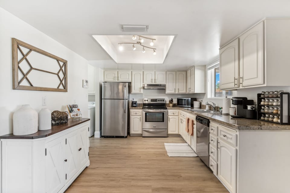 Fully equipped kitchen