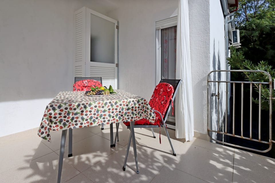 Terrace 1