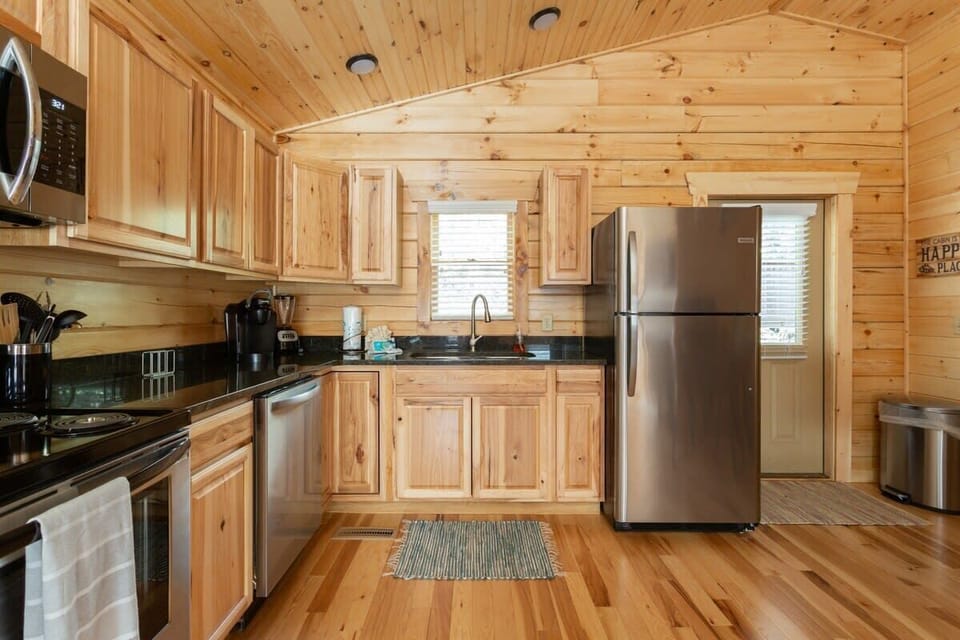 Kitchen Side View!