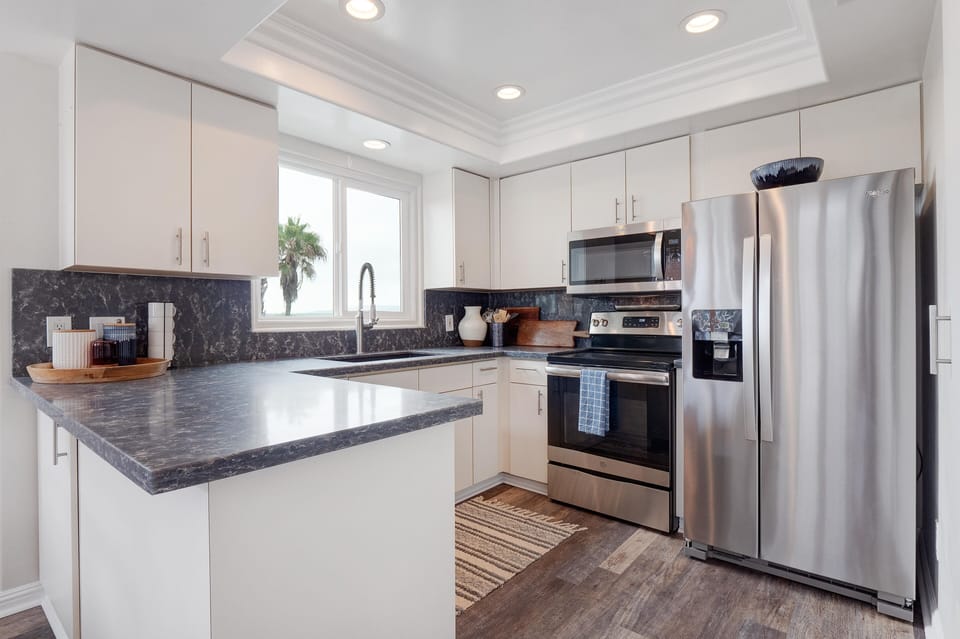 Updated kitchen with new appliances