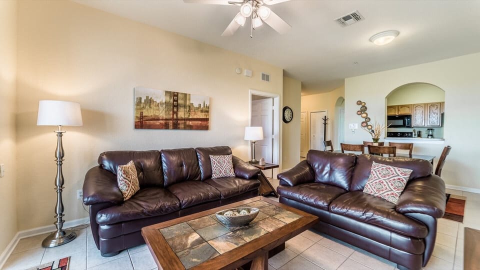 This condo has a total of 3 bedrooms.