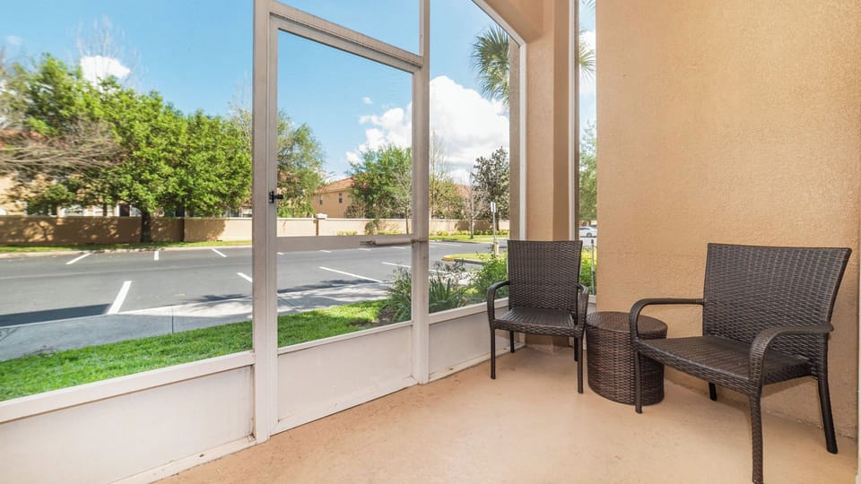 Beautiful 3 bed 2 bath condo located in Windsor Hills Resort