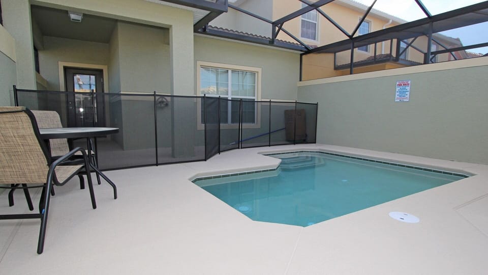 Poolside paradise: Where sun-kissed moments are made!
