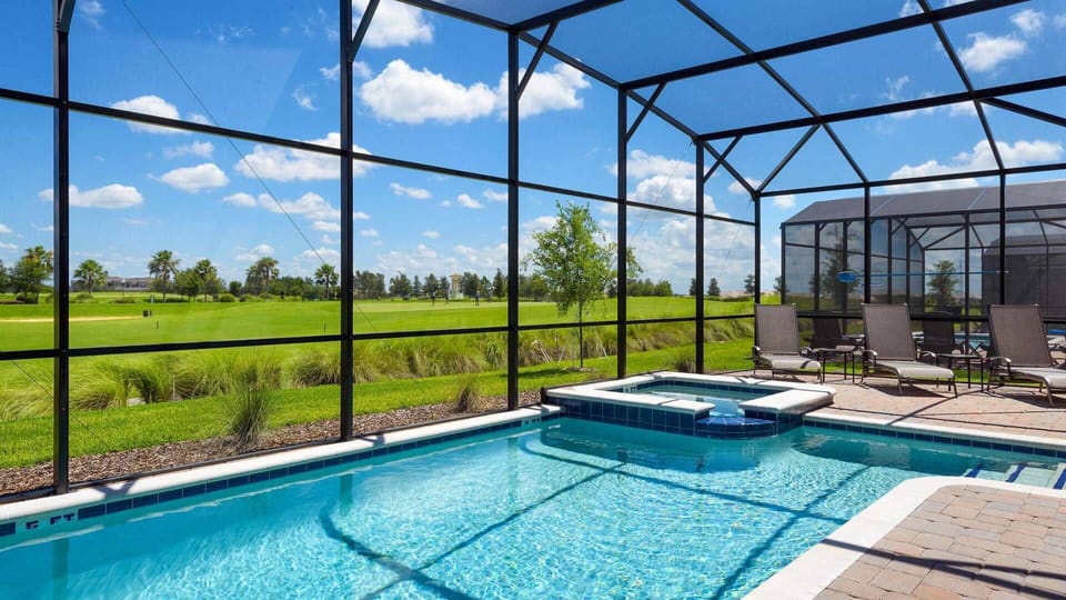 Beautiful 6 bed 6 bath villa located in Champions Gate Resort