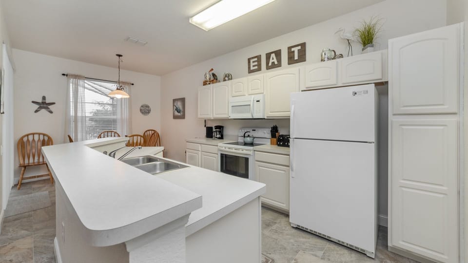 Whip up wonders: Our kitchen, where recipes come to life!