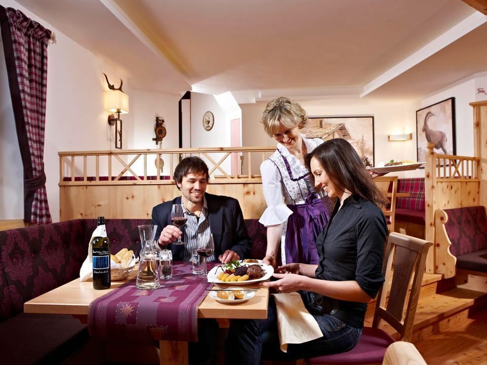 Doppelzimmer Arnika - Biohotel Castello Koenigsleiten Apartment in Salzburgerland