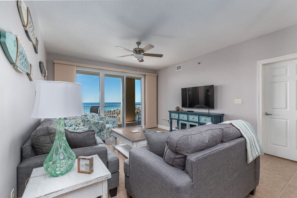 1702 Ariel Dunes II