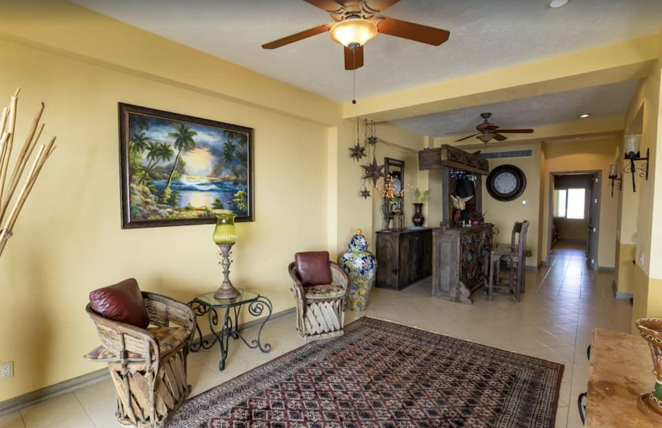 Entry way and bar