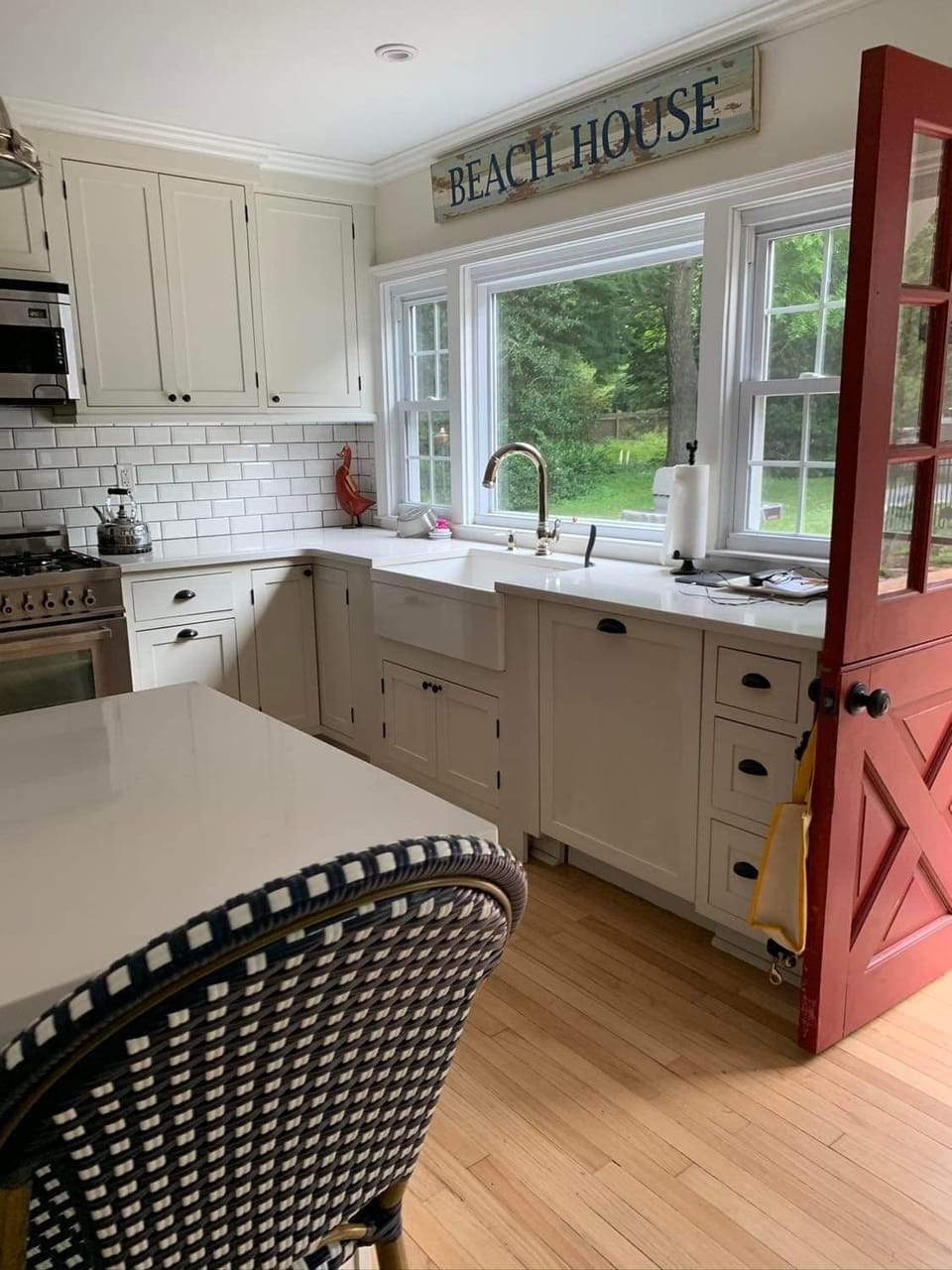 marble countertops, Liebherr fridge, Bertazzoni oven and gas range