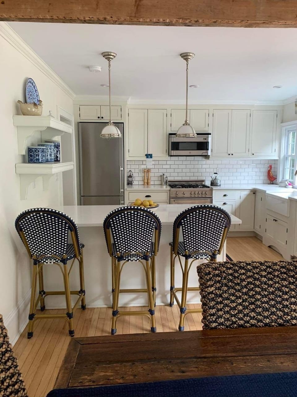 breakfast bar + kitchen