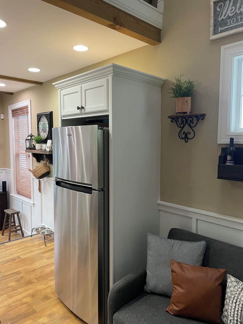 Full size refrigerator