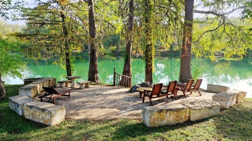 Casa Blanca River Patio