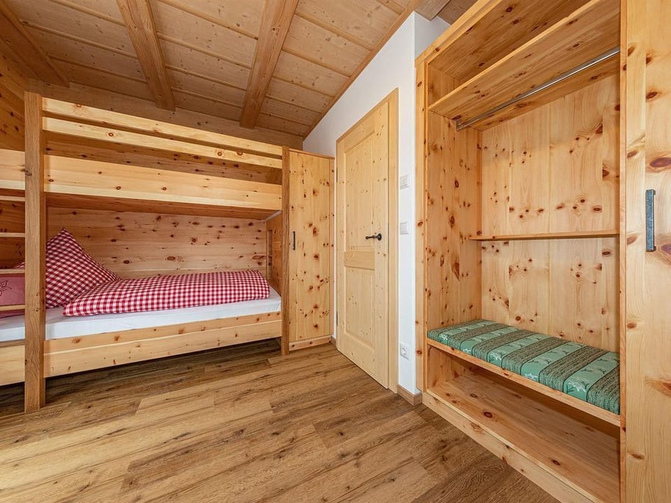 "4erspitzblick" - FeHaus / 3 bedrooms / shower, toilet - 4erspitzblick, holiday home Apartment in Mittenwald
