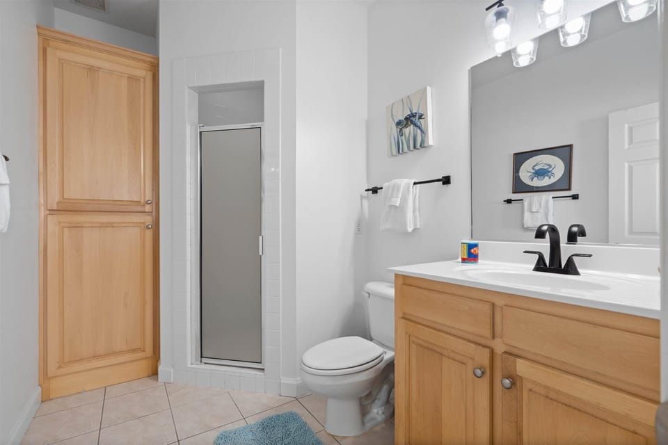 West End Girl SE Private Bathroom
