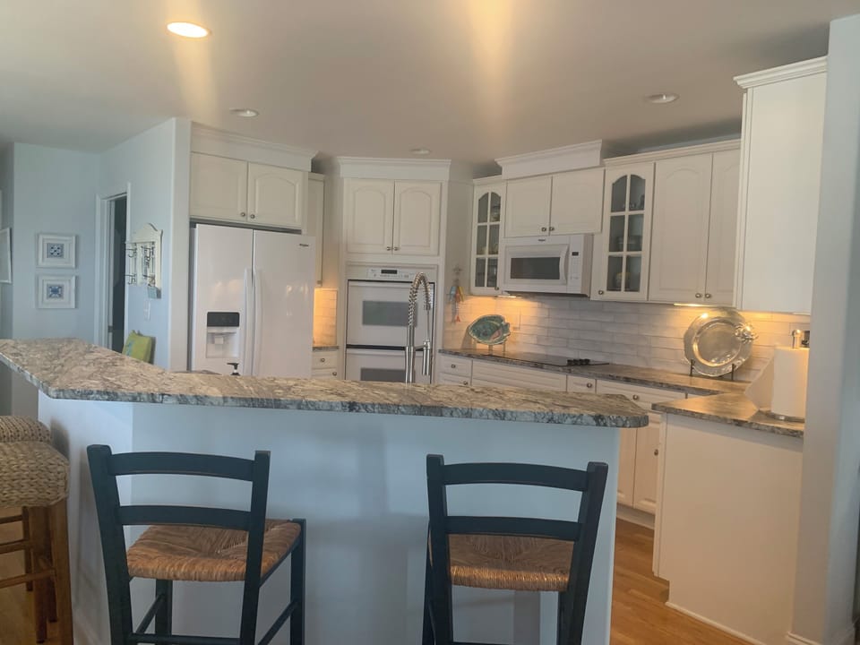 Kitchen Main Level