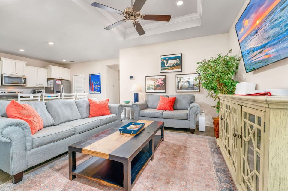 Open living concept with high ceilings and great natural lighting