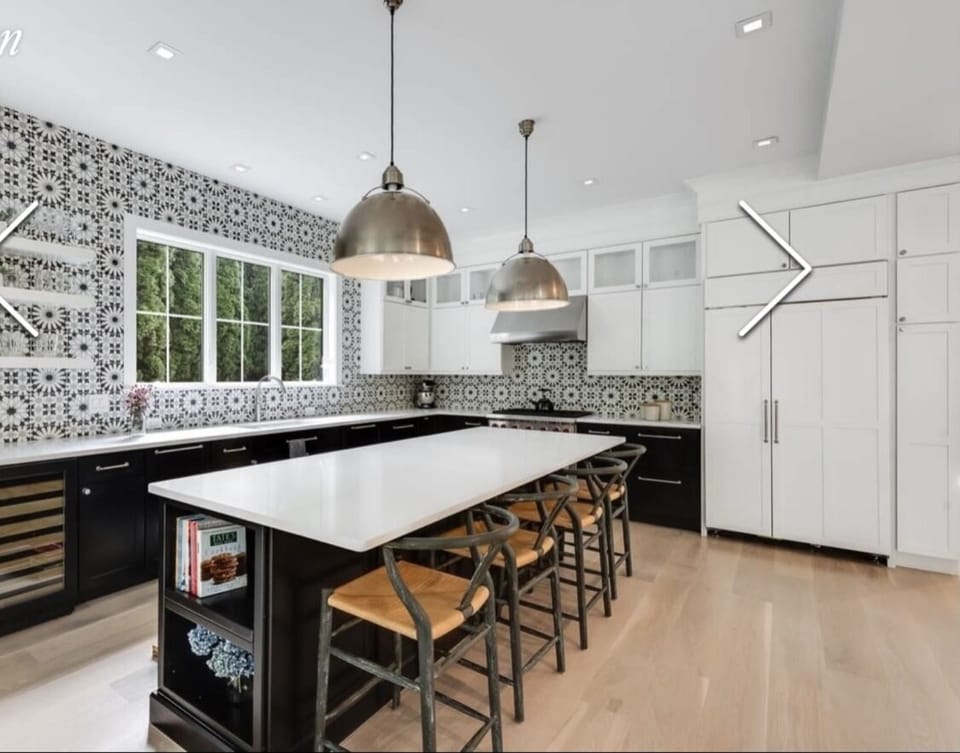 gourmet kitchen