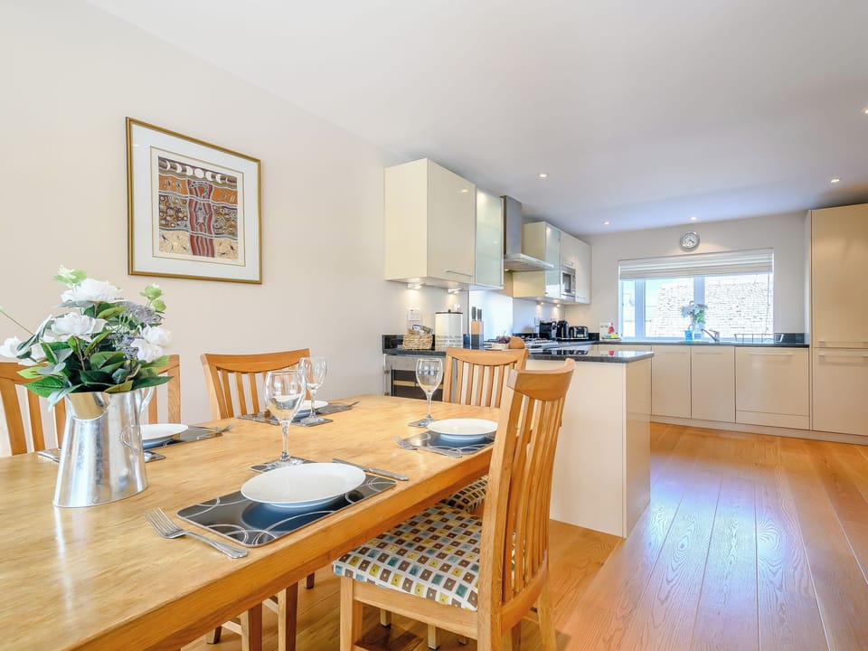 Kitchen/diner | Honey Cottage, Cirencester