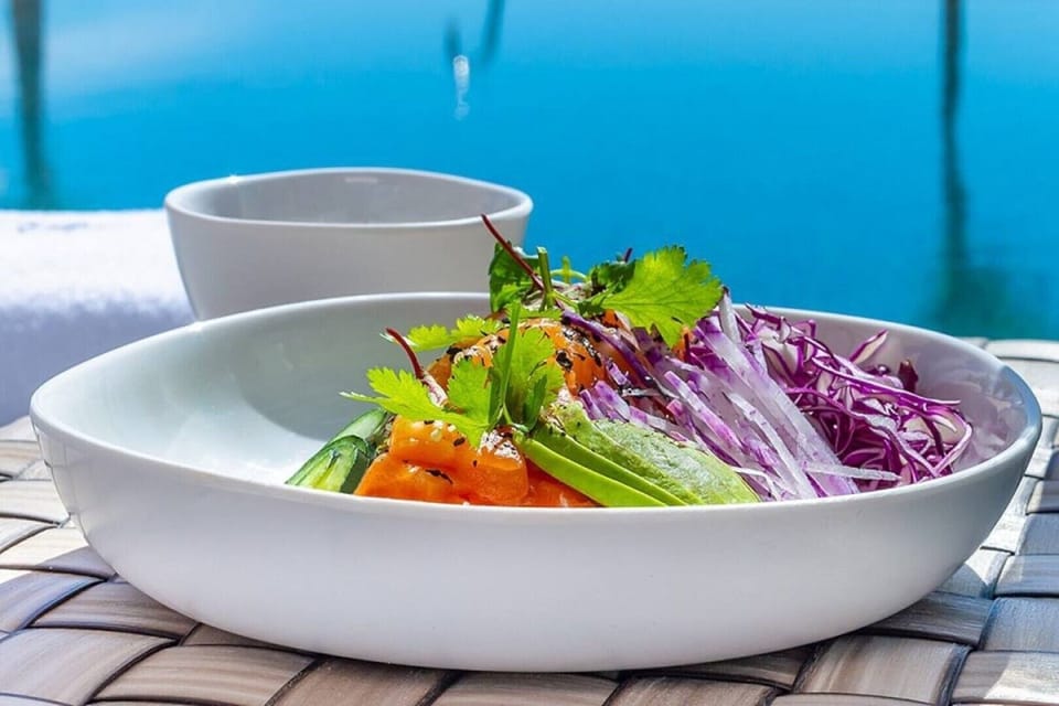 The food here is so fresh and joyous!