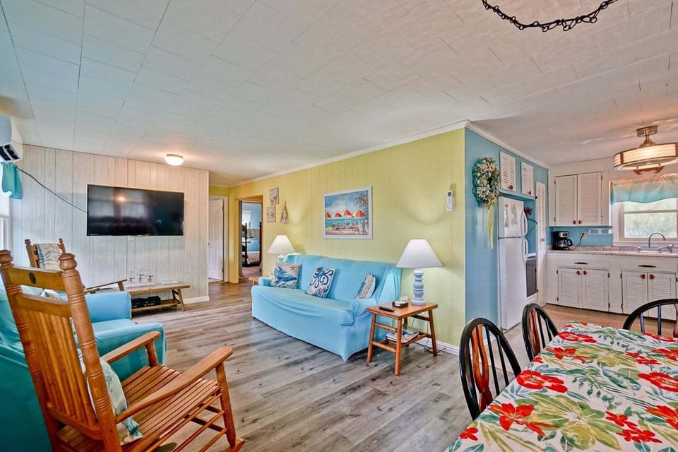 Living and Kitchen