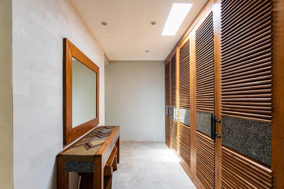 Seven Kejora - Beachfront Estate Sanur (1123)