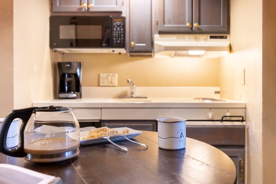 There is a kitchenette located in bedroom 4.
