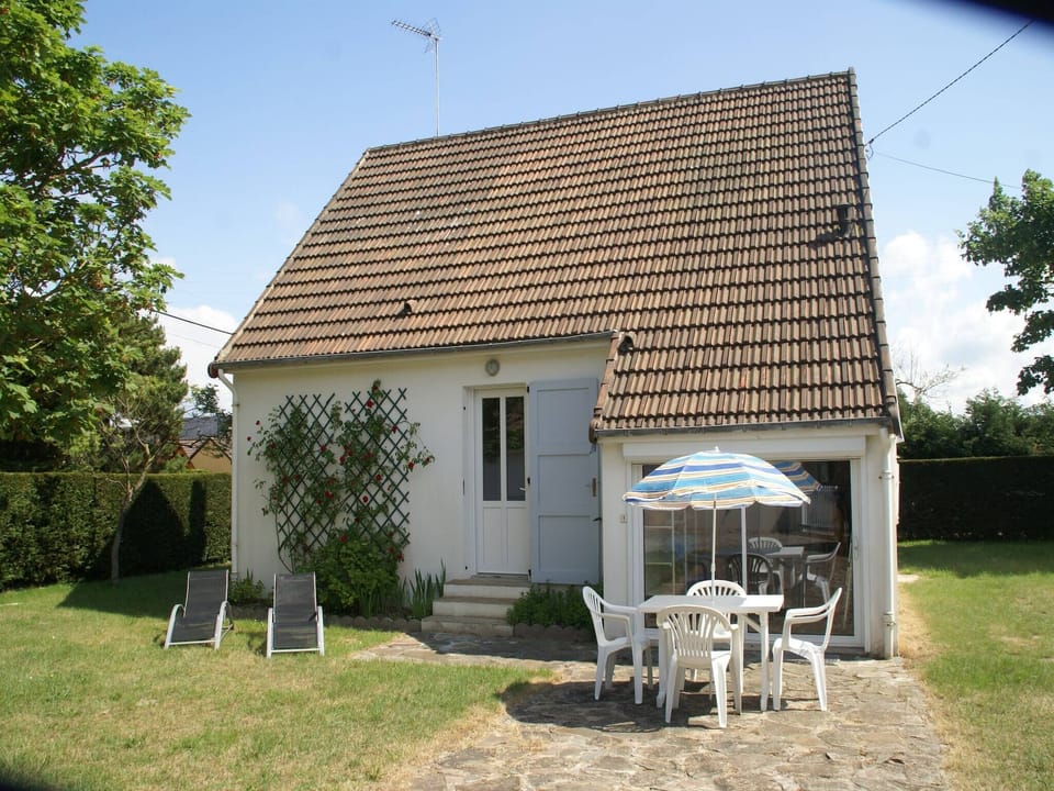 Holiday Home Exterior [summer]