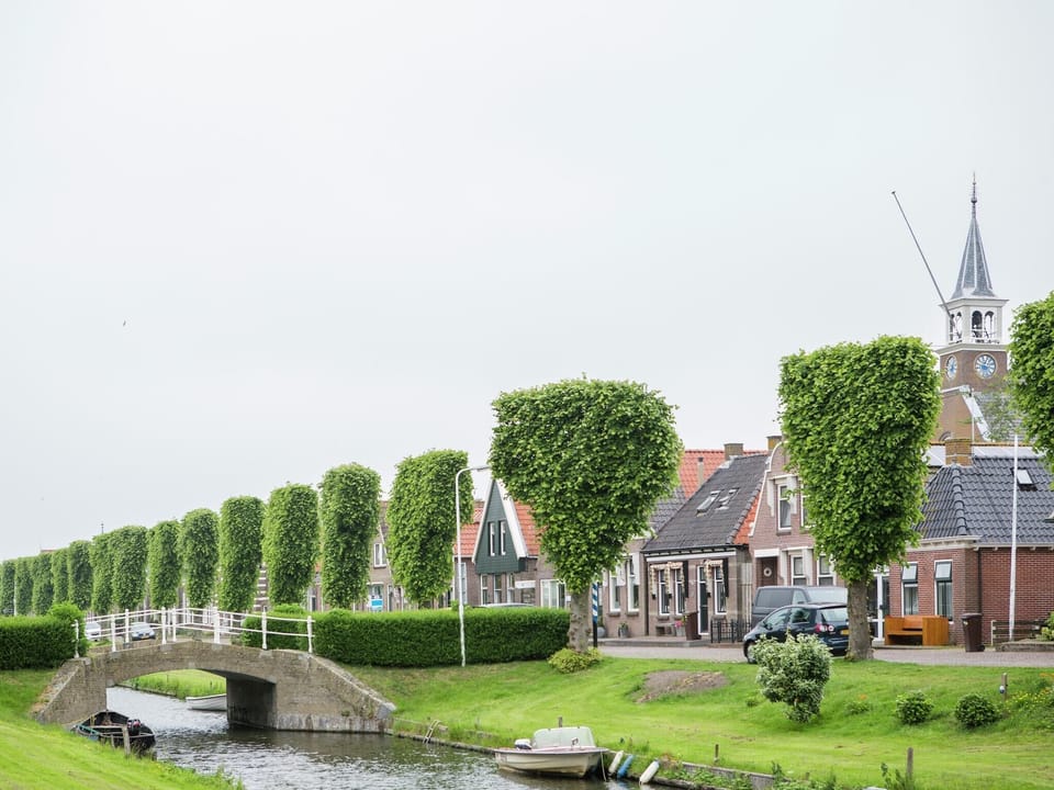 Surroundings [summer] (1-5 km)