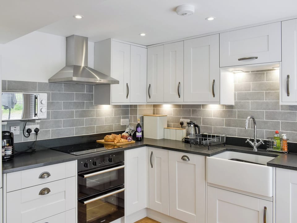 Kitchen | Tan Yr Ardd Bach, Rhostryfan, near Caernarfon