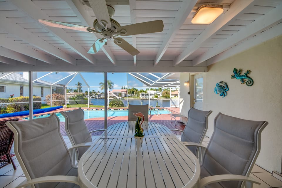 Large Lanai