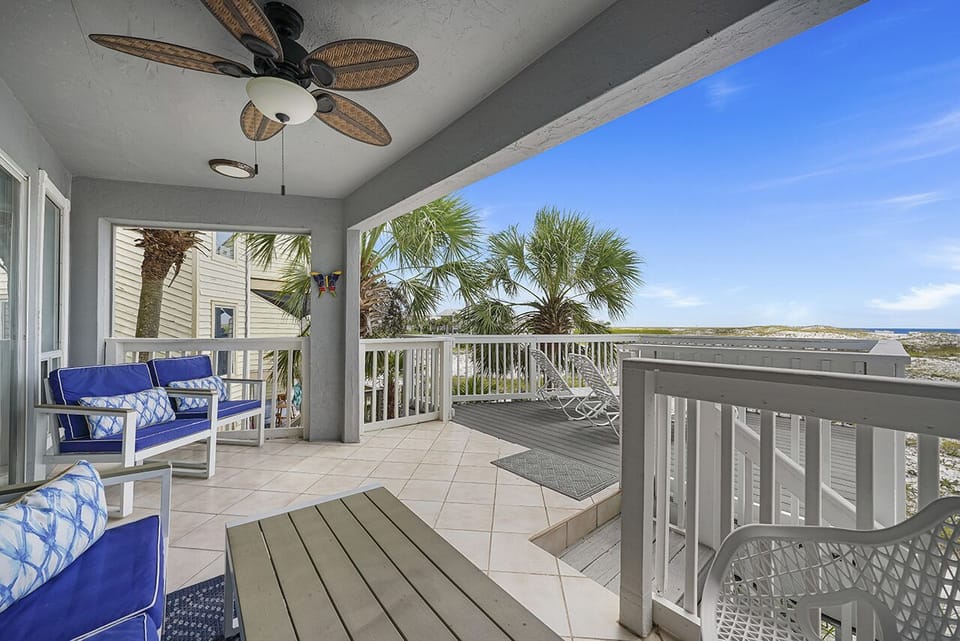 Dolphin Cove - Holiday Isle - Back Patio & Gulf View