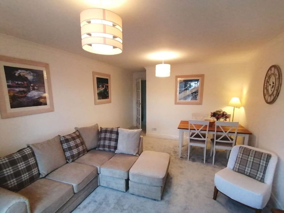 Furniture, Table, Picture Frame, Azure, Lighting, Comfort, Couch, Interior Design, Wood, Flooring