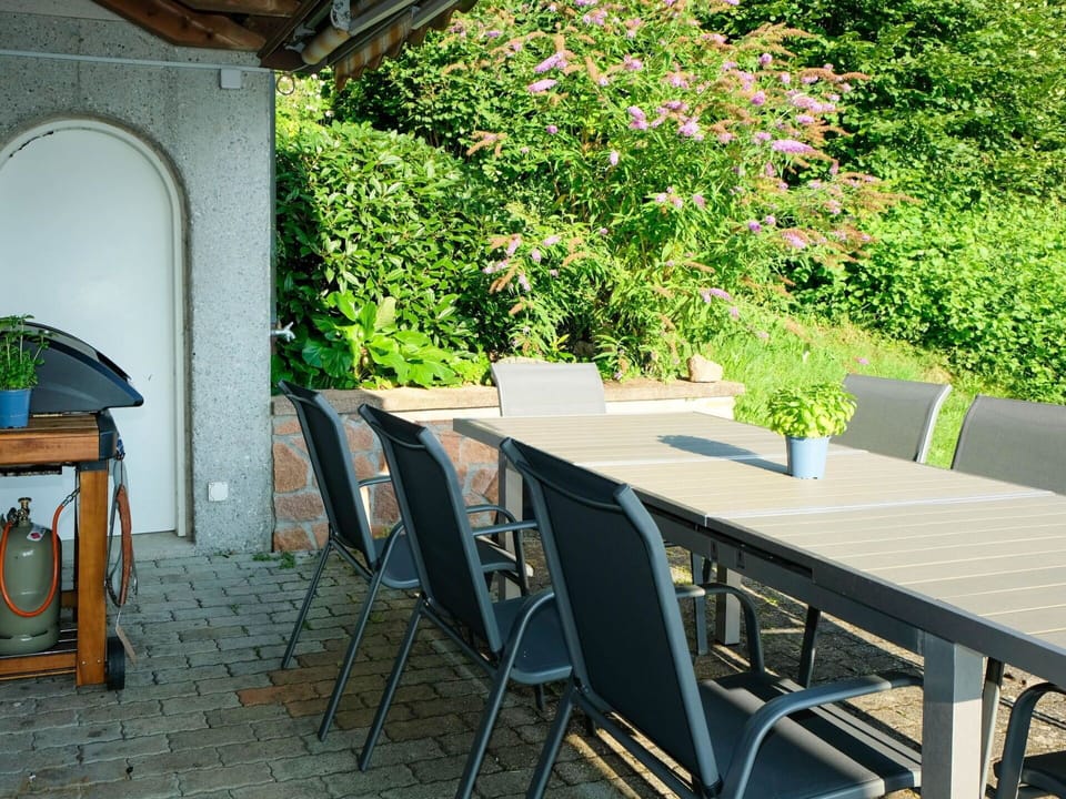 Table, Furniture, Plant, Property, Flower, Building, Chair, Green, Shade, Outdoor Table