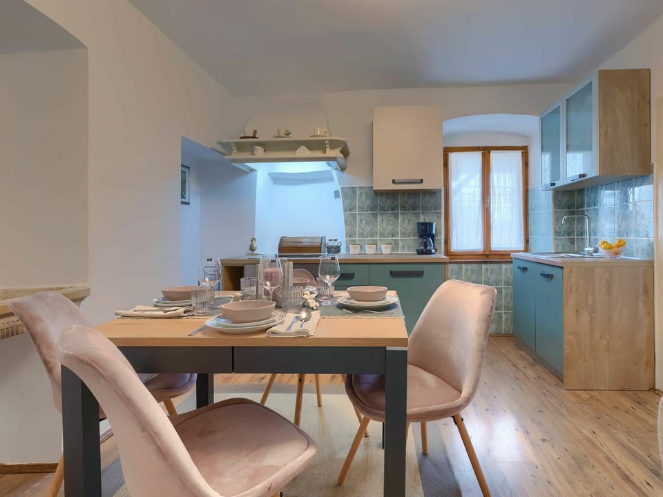 Furniture, Table, Property, Cabinetry, Chair, Building, Wood, Interior Design, Countertop, Flooring