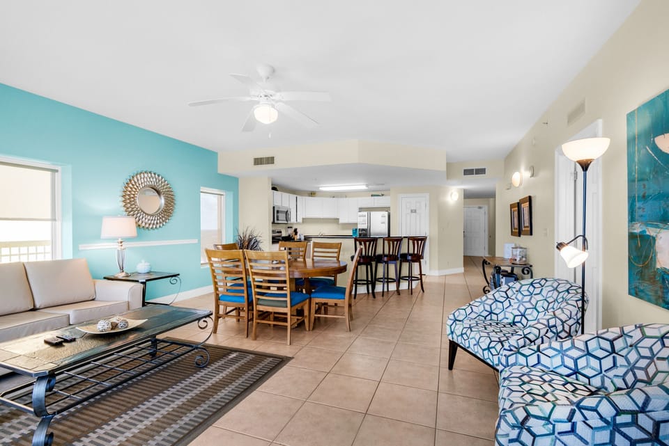 Living room to kitchen view