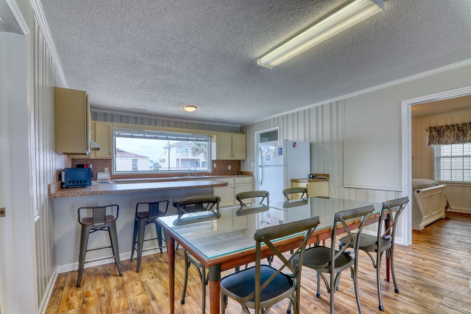 Sit down to a home cooked meal with the whole family.